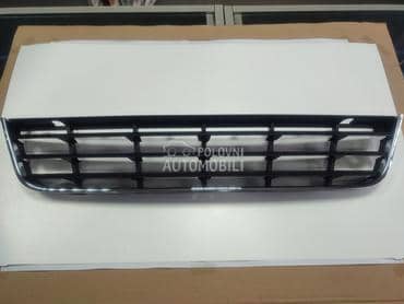 Centralna rešetka u braniku za Volkswagen Passat B6 od 2005. do 2011. god.