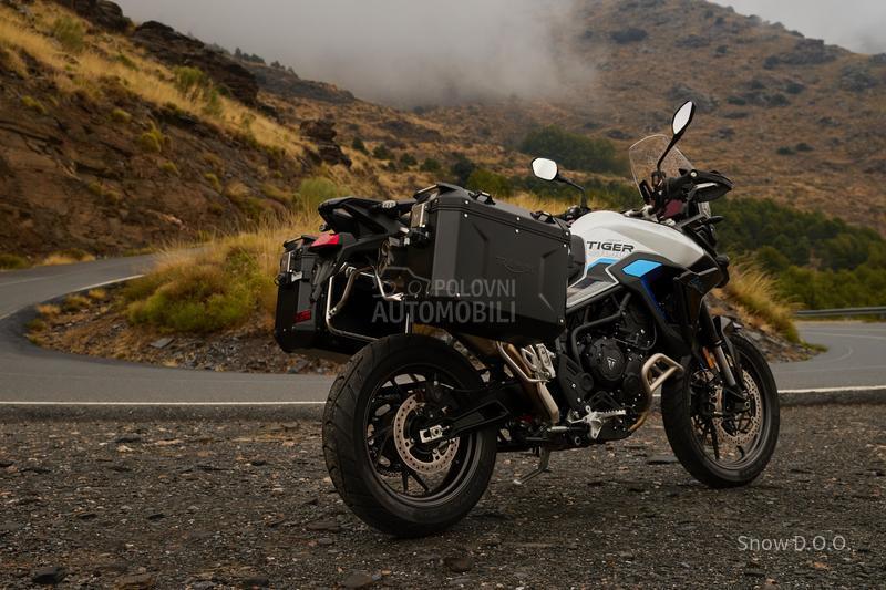 Triumph TIGER 900