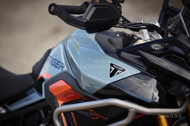 Triumph TIGER 900