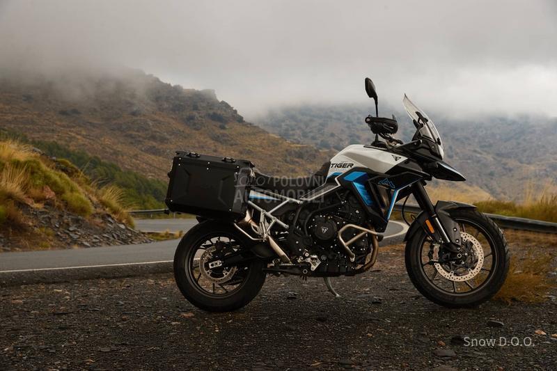 Triumph TIGER 900