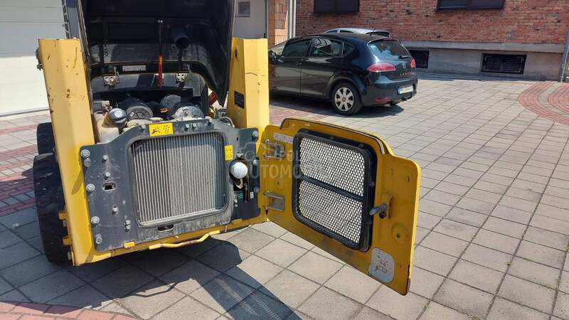 Komatsu SK714.5