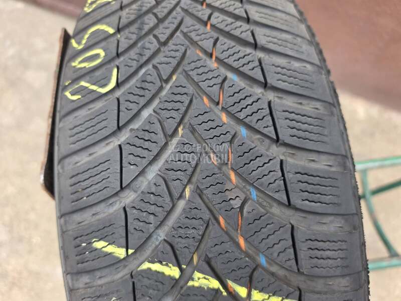 Semperit 205/55 R16 Zimska