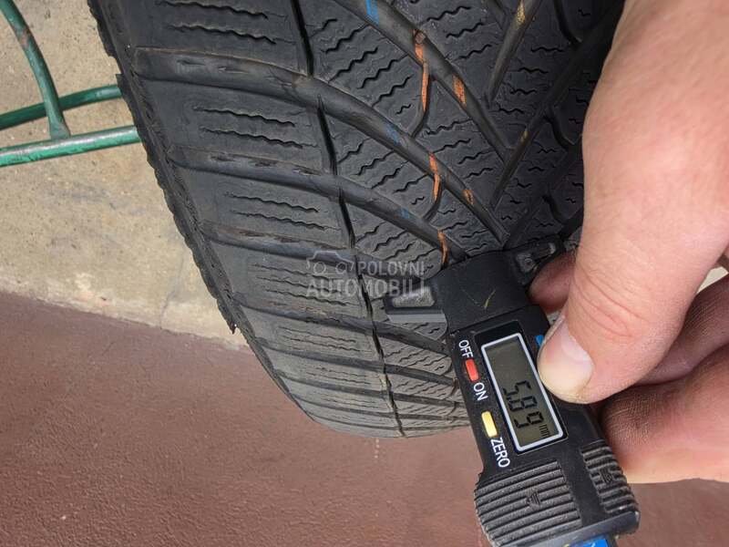 Semperit 205/55 R16 Zimska