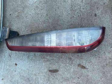 Stop svetlo levo (karavan) za Ford Focus od 2008. do 2012. god.