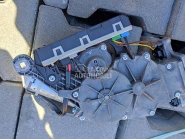 Motor  samo zatvaranje gepeka za Mercedes Benz C 180, C 200, C 220 ...