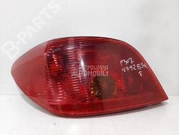 Stop svetla za Peugeot 307 od 2001. do 2005. god.