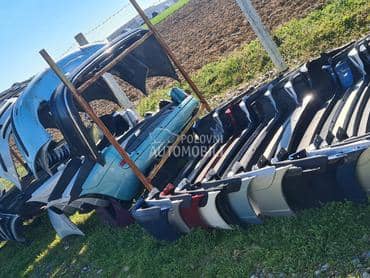 Zadnji branik za Peugeot 807 od 2002. do 2014. god.