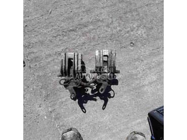 Kociona klesta za Audi A3