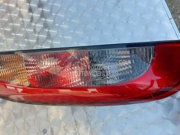 stop svetlo levo za Opel Corsa C od 2000. do 2006. god.