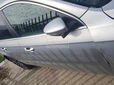 Vrata desna LA7W za Volkswagen Passat B7