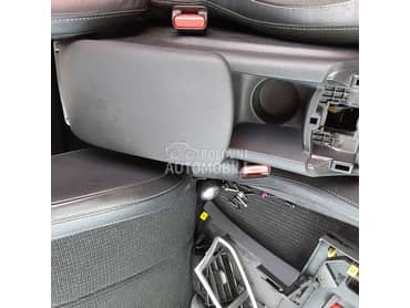 naslon za ruku za Citroen C4 od 2011. do 2017. god.