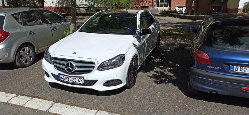 Mercedes Benz E 200 CNG