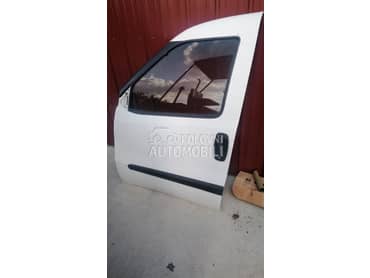 Prednja leva vrata za Fiat Doblo