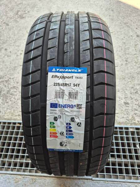 Triangle 225/45 R17 Letnja