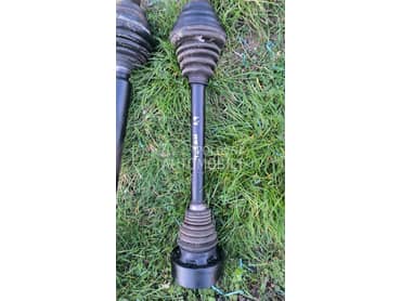 poluosovina za Volkswagen Golf 5 od 2003. do 2008. god.
