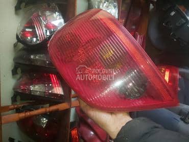 desni stop lampa 5vrata za Peugeot 307