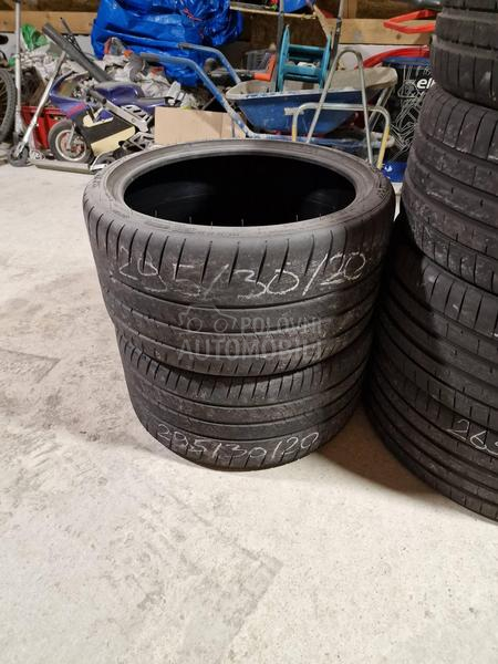 Pirelli 315/30 R21 Letnja