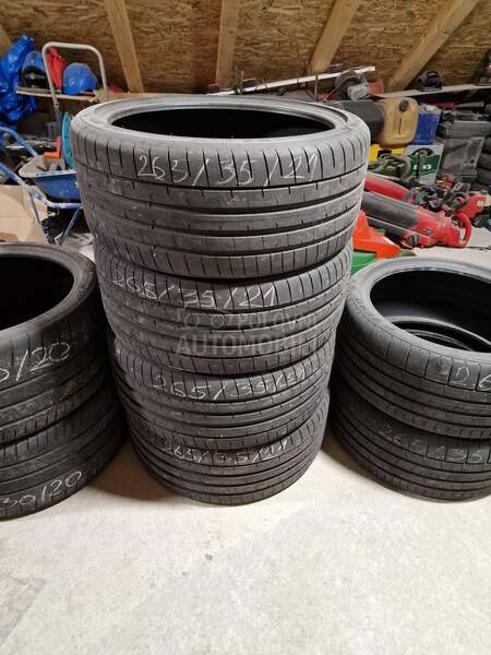 Pirelli 315/30 R21 Letnja