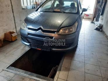 branik za Citroen C4