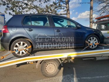 Volkswagen Golf 5 -  kompletan auto u delovima