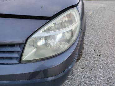 Levi far senik 2 za Renault Scenic