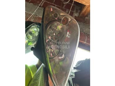 Farovi prednji za Ford Galaxy od 2001. do 2006. god.