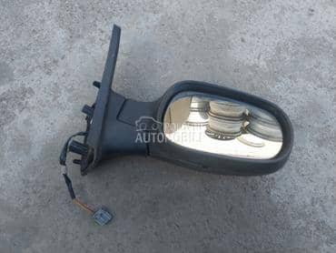 desni retrovizor k12 za Nissan Micra