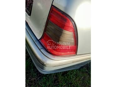 stop desni za Mercedes Benz C 250