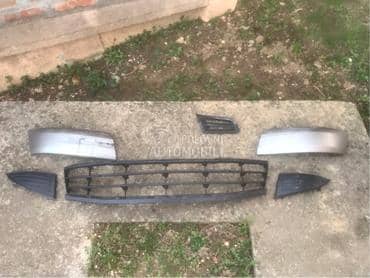 rešetke branika restajling za Renault Modus