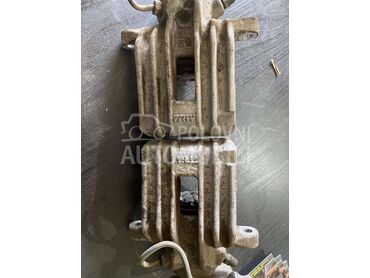 Kociona klesta za Volkswagen Golf 5