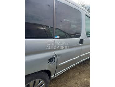 Desna klizna vrata za Citroen Berlingo