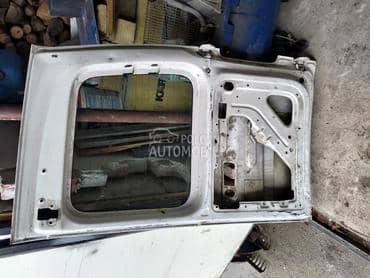 Polovni delovi za Volkswagen Caddy od 2004. do 2009. god.