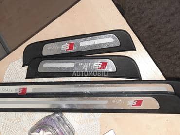 Lajsne S Line za Audi A4
