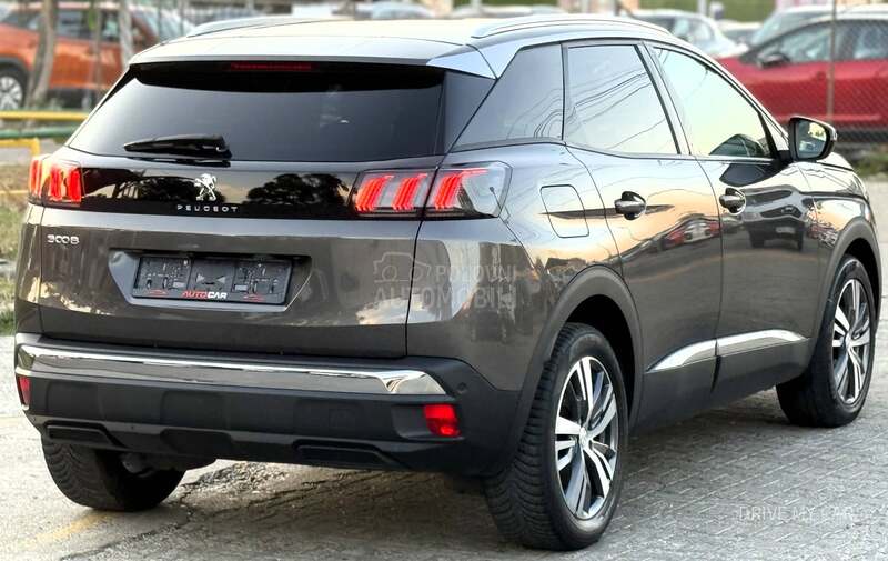 Peugeot 3008 1.5 HDI  ALLURE EAT