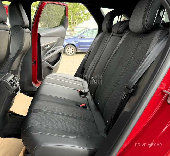 Peugeot 3008 1.5 HDI  GT-LINE EAT