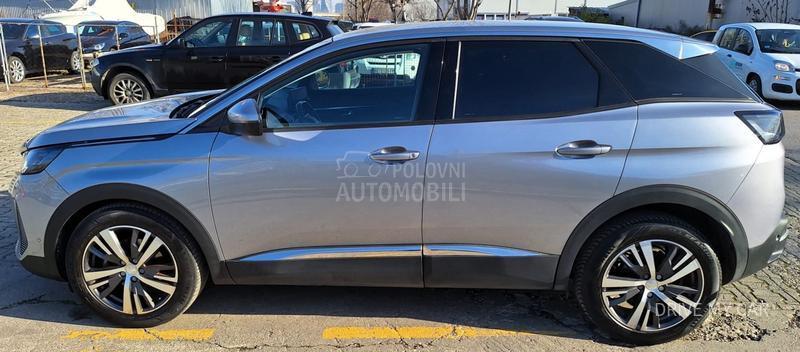 Peugeot 3008 1.5 HDI  ALLURE EAT8