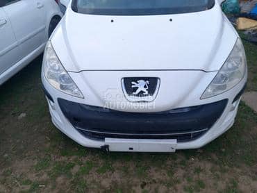 Kompleetan auto  u delovima za Peugeot 308 od 2008. do 2012. god.