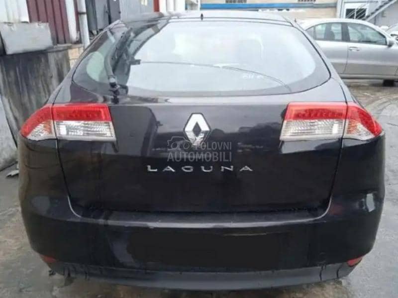 Stop svetlo gepek desno hečbek