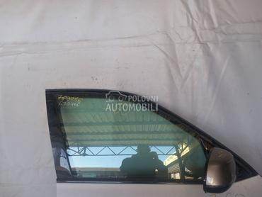 STAKLO za BMW X5