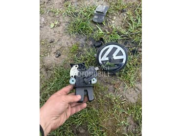 Brava gepeka i vrati za Volkswagen Golf 5, Golf 6, Passat B6 od 2004. do 2010. god.