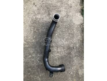 Crevo interkulera za Volkswagen Golf 5