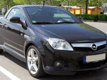 Opel Tigra -  kompletan auto u delovima