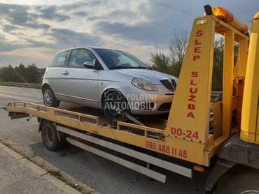 hauba branik far za Lancia Ypsilon