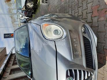 branik za Alfa Romeo MiTo