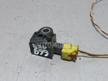 SENZOR AIRBAGA za Volkswagen Golf 7