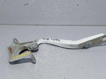 SKARE OD HAUBE za Toyota Auris