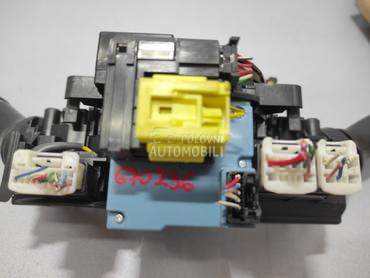 SENZOR za Toyota Auris