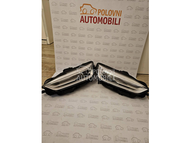 Desni xenon led far za Audi A5 od 2013. do 2019. god.