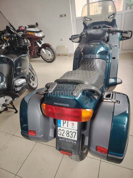 Honda St 1100