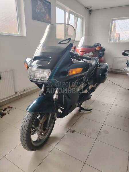 Honda St 1100